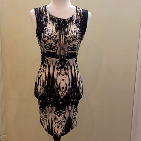 H&M Dresses & Skirts - Nwot H&M studded zip up fitted sleeveless dress